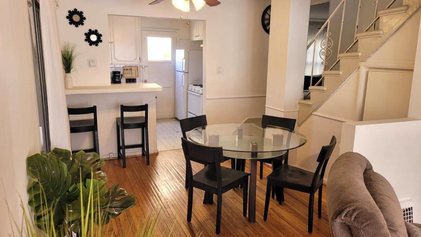 Bargain Beverly Hills 3 Bedroom In Great Area 5 Minutes To Rodeo Drive *